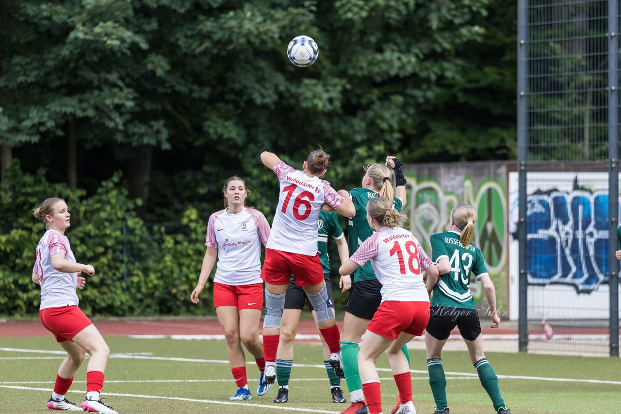 Bild 99 - F Walddoerfer SV - wBJ Rissener SV : Ergebnis: 10:0